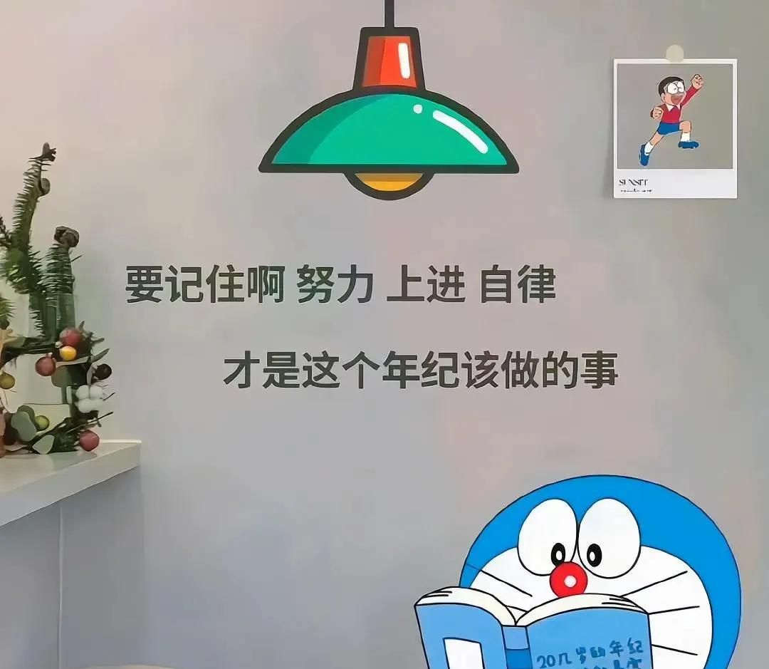 一天换800遍的朋友圈背景图～