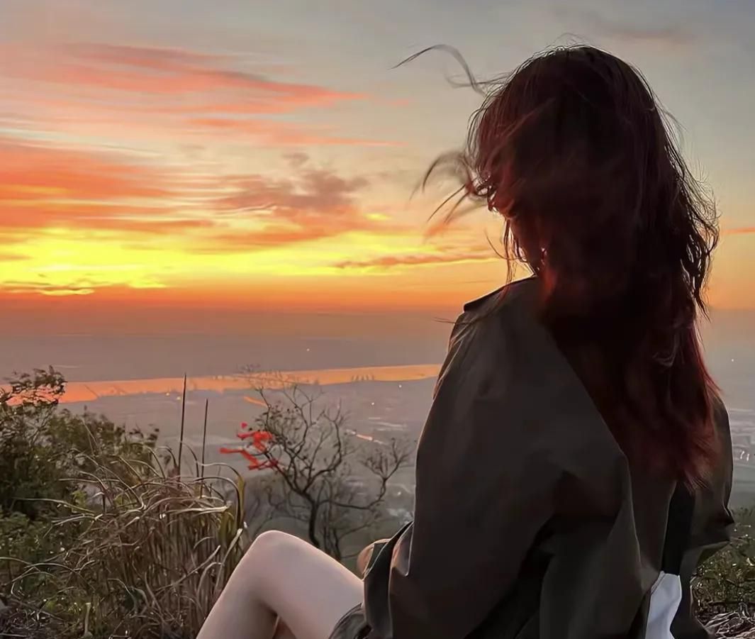 8月份值得用很久的微信聊天背景 手机屏幕图纸