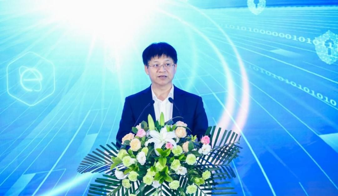 网赋强基数智百业 中国移动专线行业专网在京发布