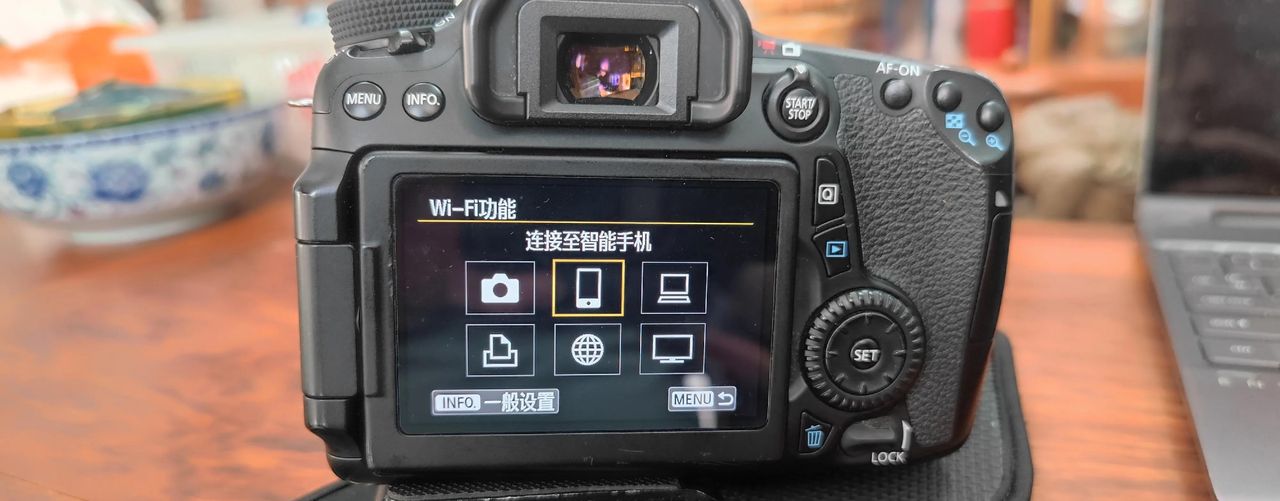 如何重置Canon EOS70D的WIFI
