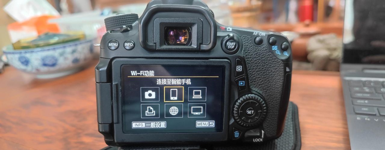 如何重置Canon EOS70D的WIFI