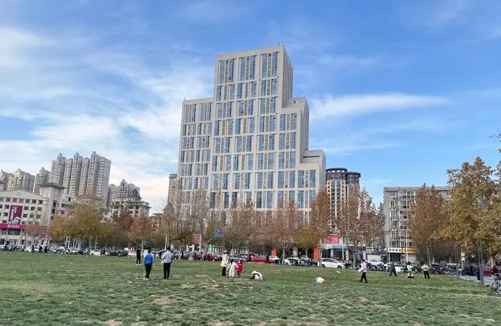 3500左右的手机选哪个?续航长,直面屏,拍照好,网络好,颜值高