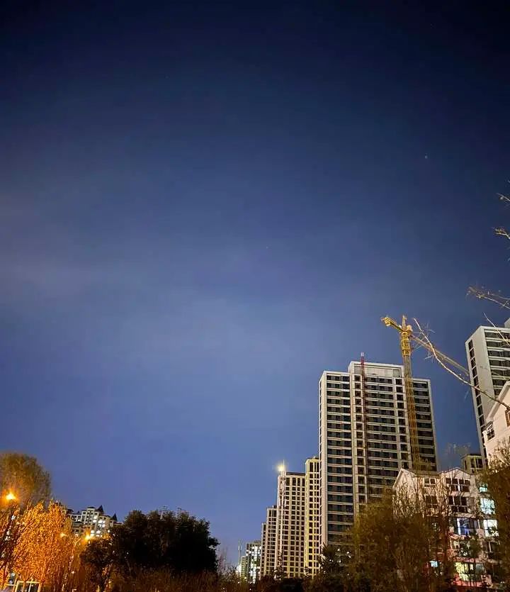 3500左右的手机选哪个?续航长,直面屏,拍照好,网络好,颜值高