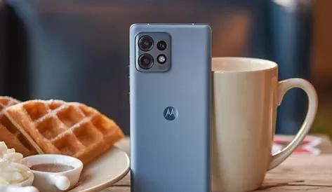 摩托罗拉moto X40评测：高通骁龙8 Gen 2旗舰，IP68防水，125W闪充 - 宋马