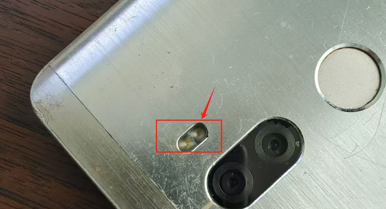 手机自带的手电筒怎么打开？怎么调节亮度？3种方法了解一下