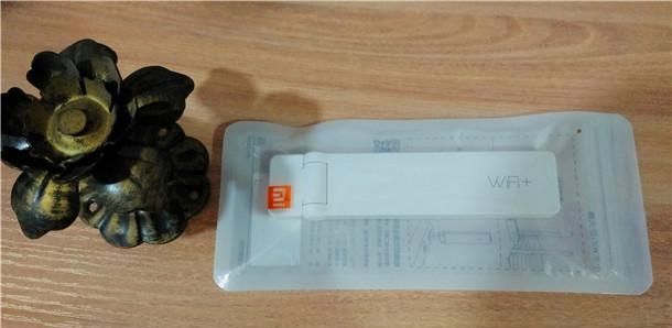 小巧轻便 随身安装 小米WiFi放大器 上网必备神器