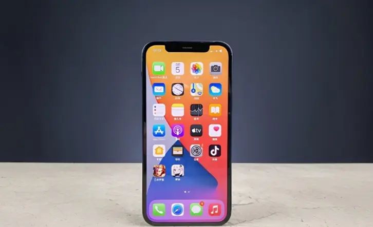 iPhone12，11和XR，苹果近三代目前哪款性价比最高？