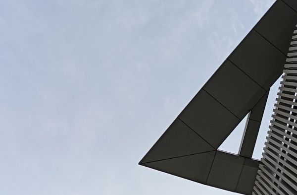 “硬”气十足：防水抗摔界的“扛把子”，OPPO A3活力版上手简评