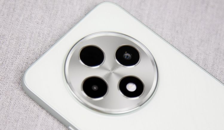 OPPO A3评测：超实用手机怎么造？它可能是正解