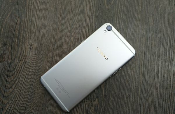 OPPO手机卖这么好不全靠颜值 一个小功能就能留住老用户 - 宋马