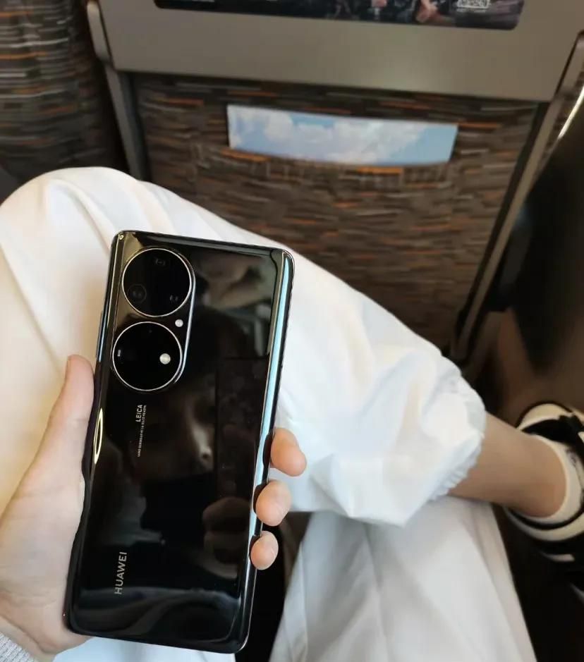 华为 P50 Pro，拍照贼溜