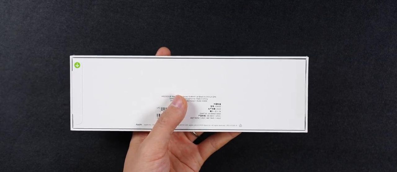 Apple Watch S10亮黑款开箱:质感绝佳!