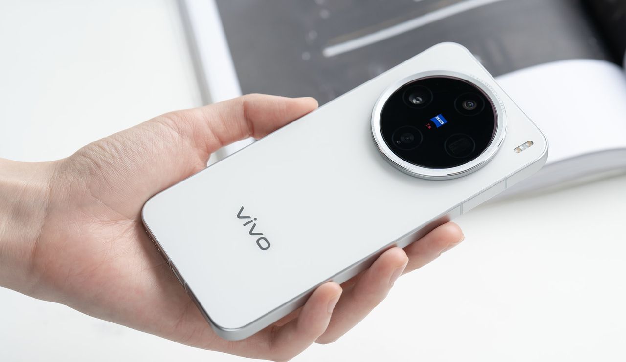 vivo X200 Pro mini上手评测：小巧机身也能「一超多能」