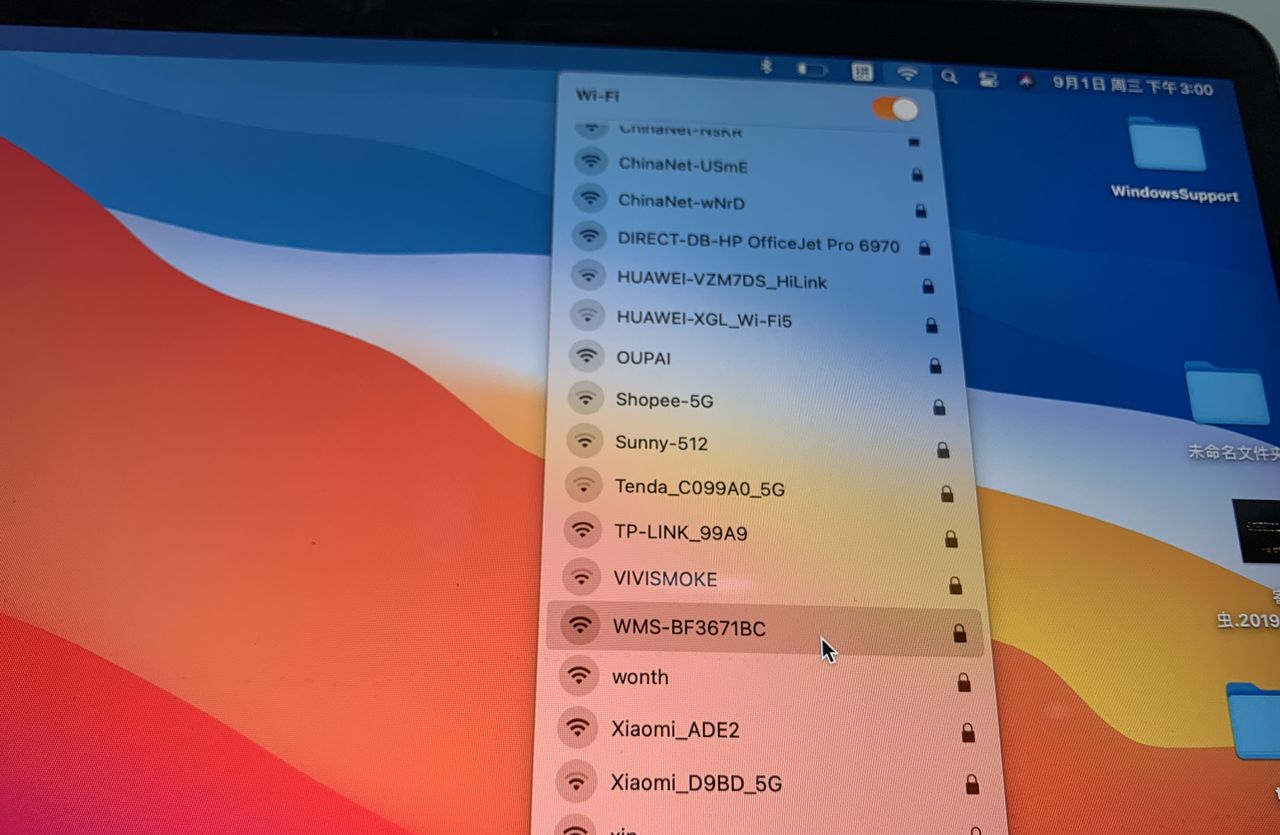 不用HDMI和VGA线，投影仪怎么无线连接电脑和手机