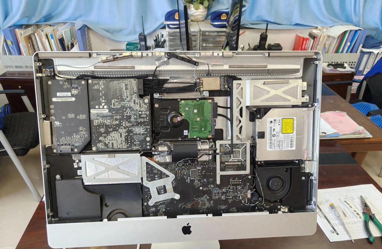 2010年的苹果mac一体机改高清显示器 - 宋马