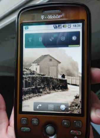 我左手一个诺基亚、右手摩托罗拉 — 纪念我的搞机史