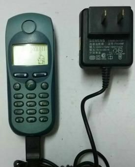 我左手一个诺基亚、右手摩托罗拉 — 纪念我的搞机史