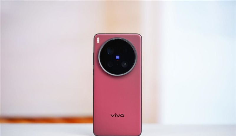 史上首款手机“大炮”！vivo X200 Ultra评测：自带外挂的全能V单