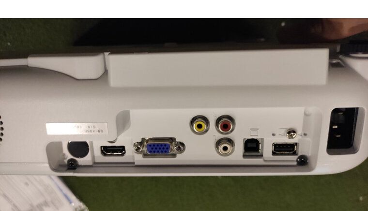 不用HDMI和VGA线，投影仪怎么无线连接电脑和手机