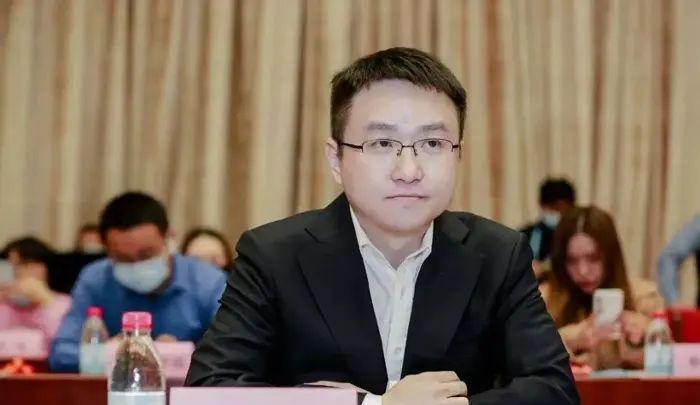 斗鱼陈少杰被逮捕，直播行业一片哀嚎 - 宋马