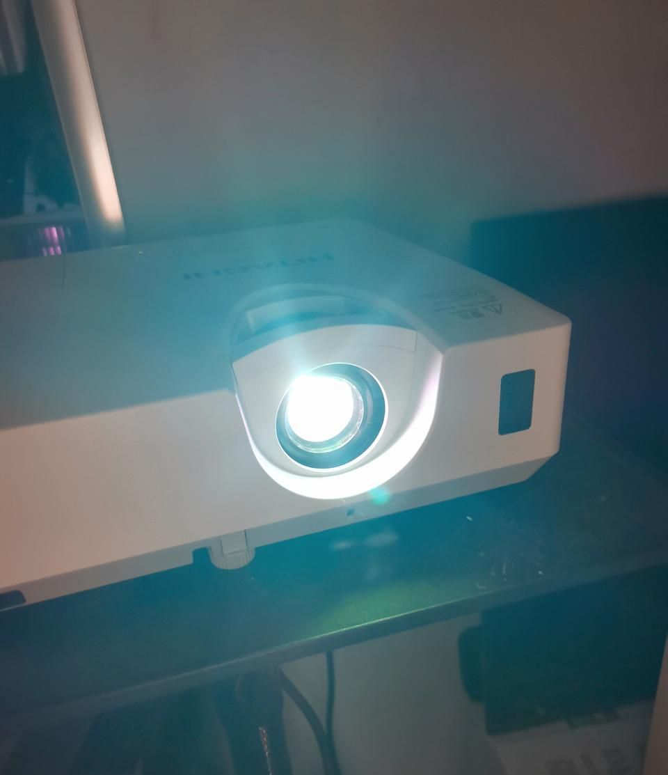 投影仪怎么使用?使用投影仪的6个步骤,一看就会!