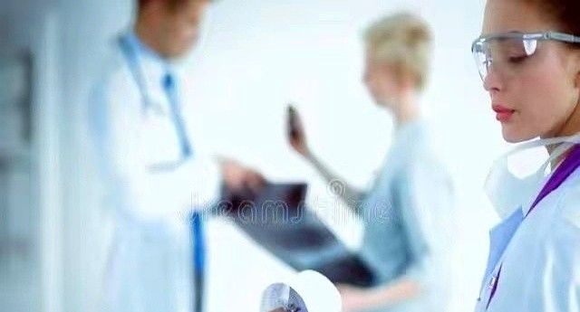 高考生注意！张雪峰劝退的3个专业，今年分数竟暴涨？