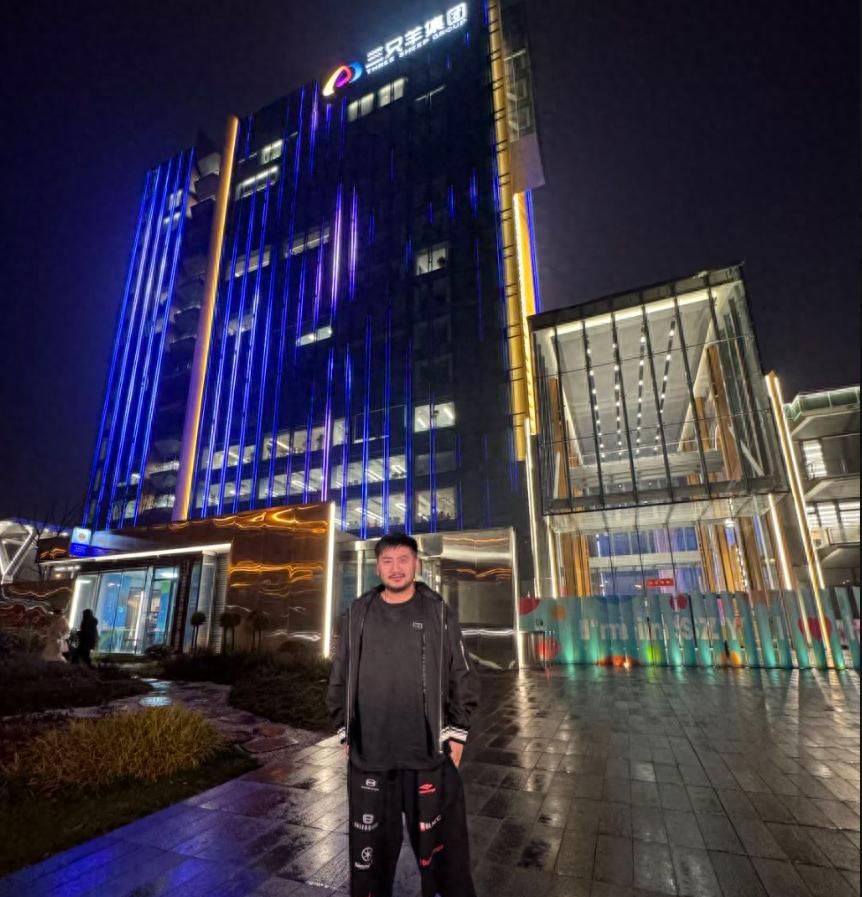 csgo某头部主播也要来抖音，联动小杨哥，csgo一哥也要卖货吗 - 宋马