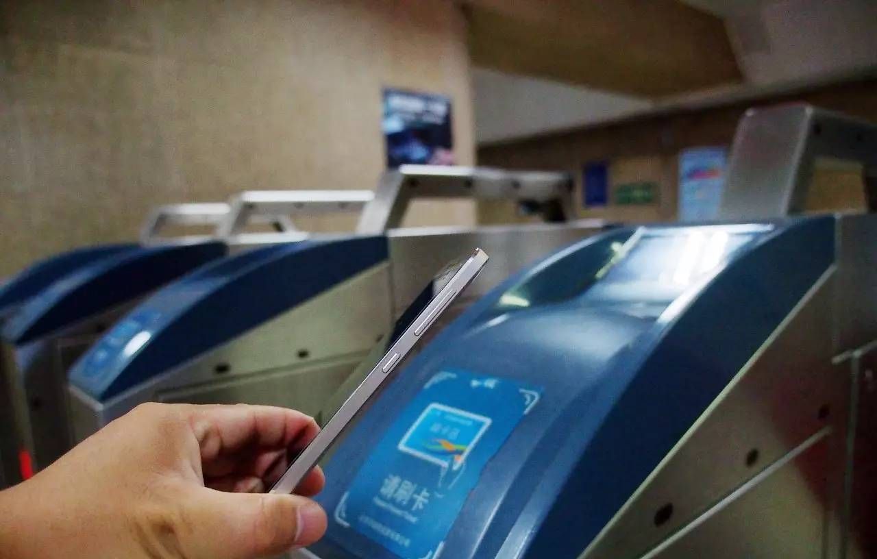 京东收集用户无线密码？乐视或引进战略投资