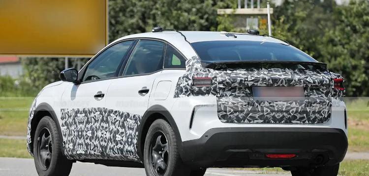 雪铁龙C4迎来中期改款，外观新调整，有望10月14日巴黎车展亮相