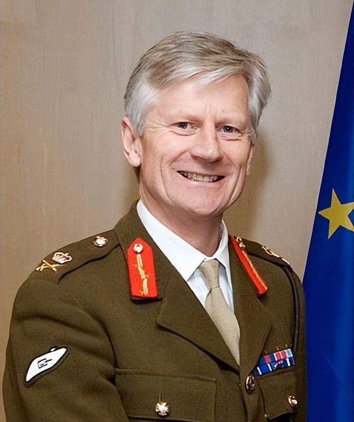 英国陆军军衔标志详解