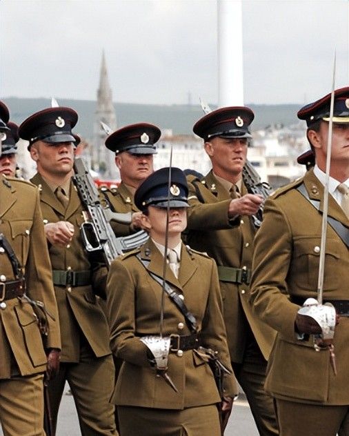 英国陆军军衔标志详解