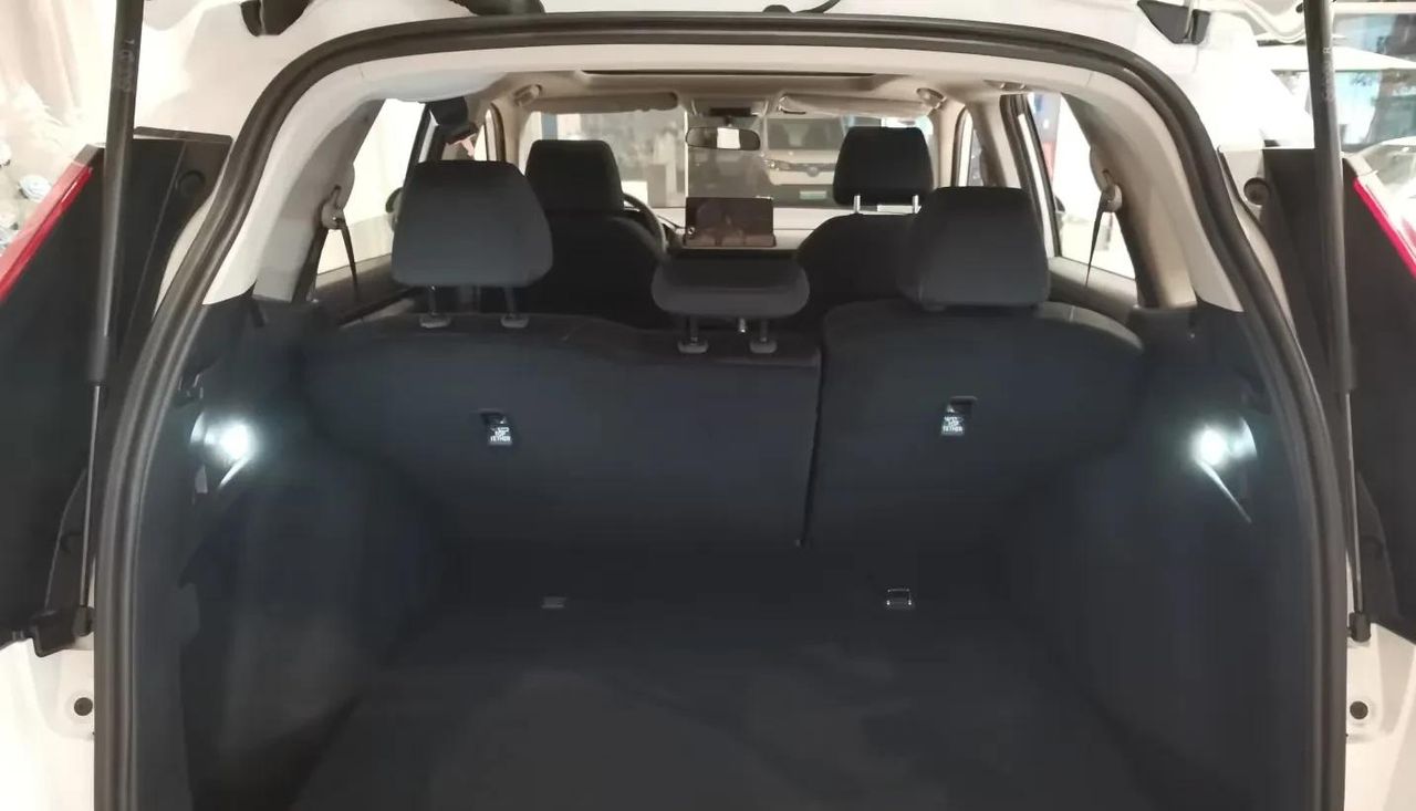 试驾12万丐版本田CR-V，该省的不该省的都省了。网友:实用就好。