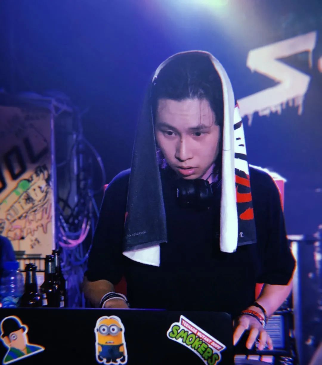 一群坏孩子和怪孩子聚在一起，居然做出了全中国最硬派的厂牌？