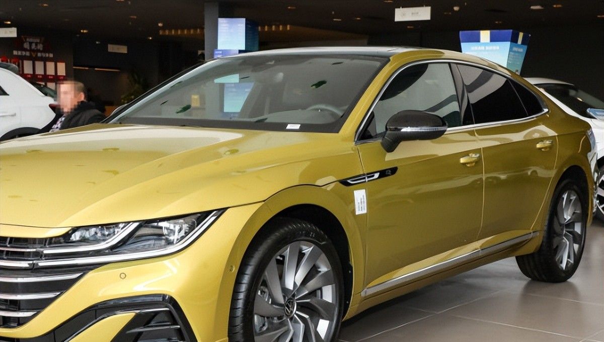 20多万哪辆车帅？大众CC帅出天际，实车超详细介绍