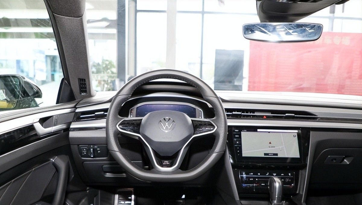 20多万哪辆车帅？大众CC帅出天际，实车超详细介绍