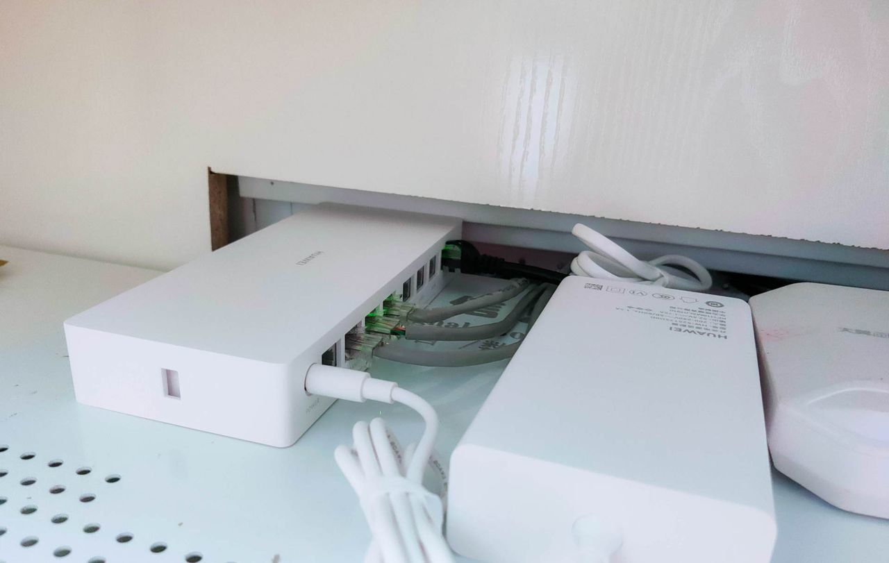 全网最省心的AC+AP方案，华为路由H6实测：9大测试让这货无处遁形