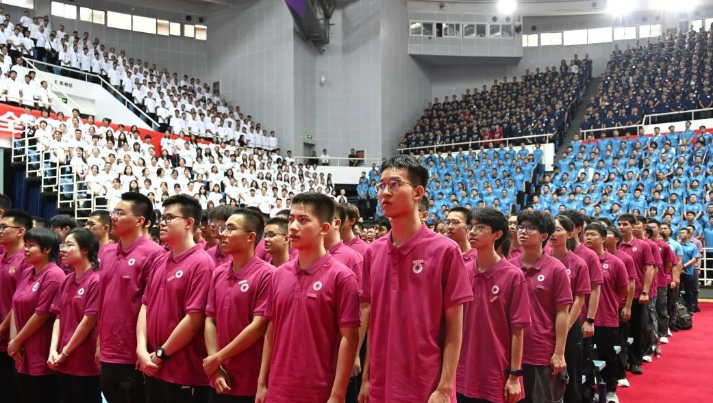 清华“五字班”，开学！