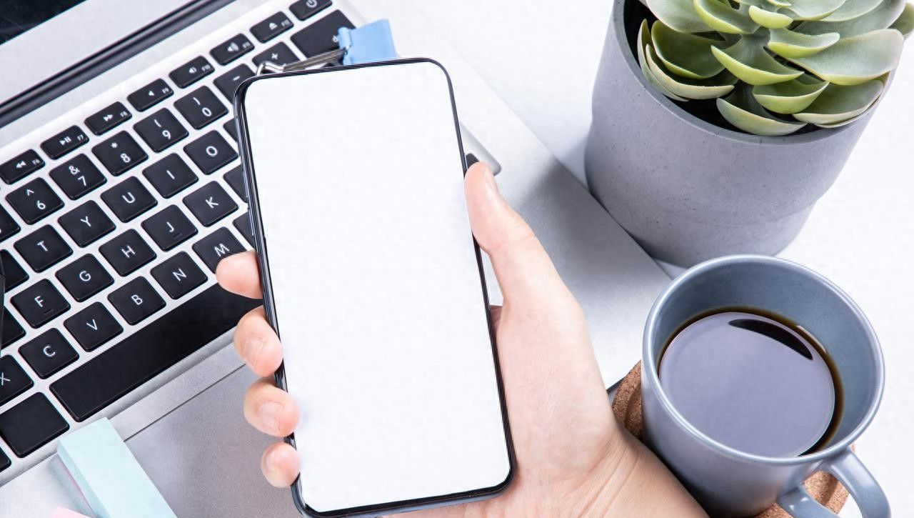 手机耗电快、总卡顿？关闭这 3 个默认设置，流畅度翻倍 - 宋马