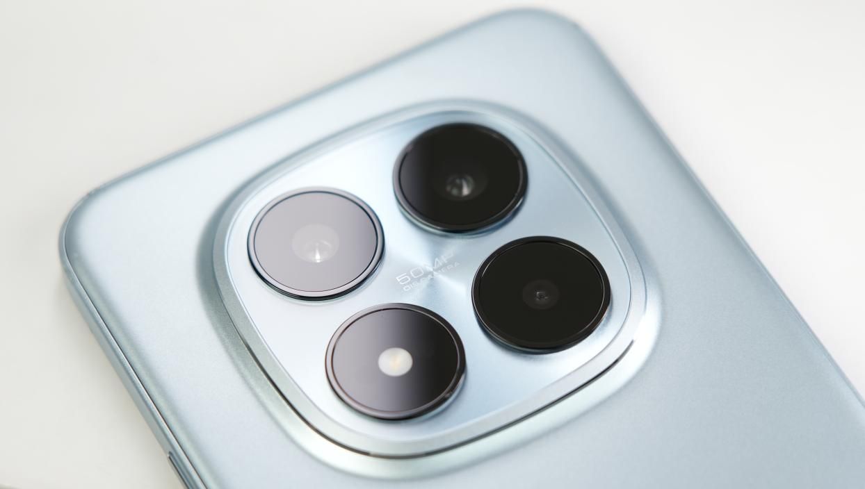 红米REDMI Note 15 Pro+评测:实用主义的终极践行