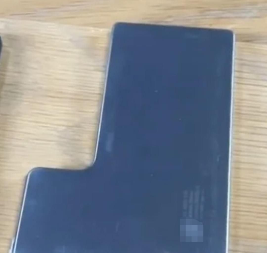 苹果做了一个违背祖宗的决定,开创性地引入VC均热板散热技术