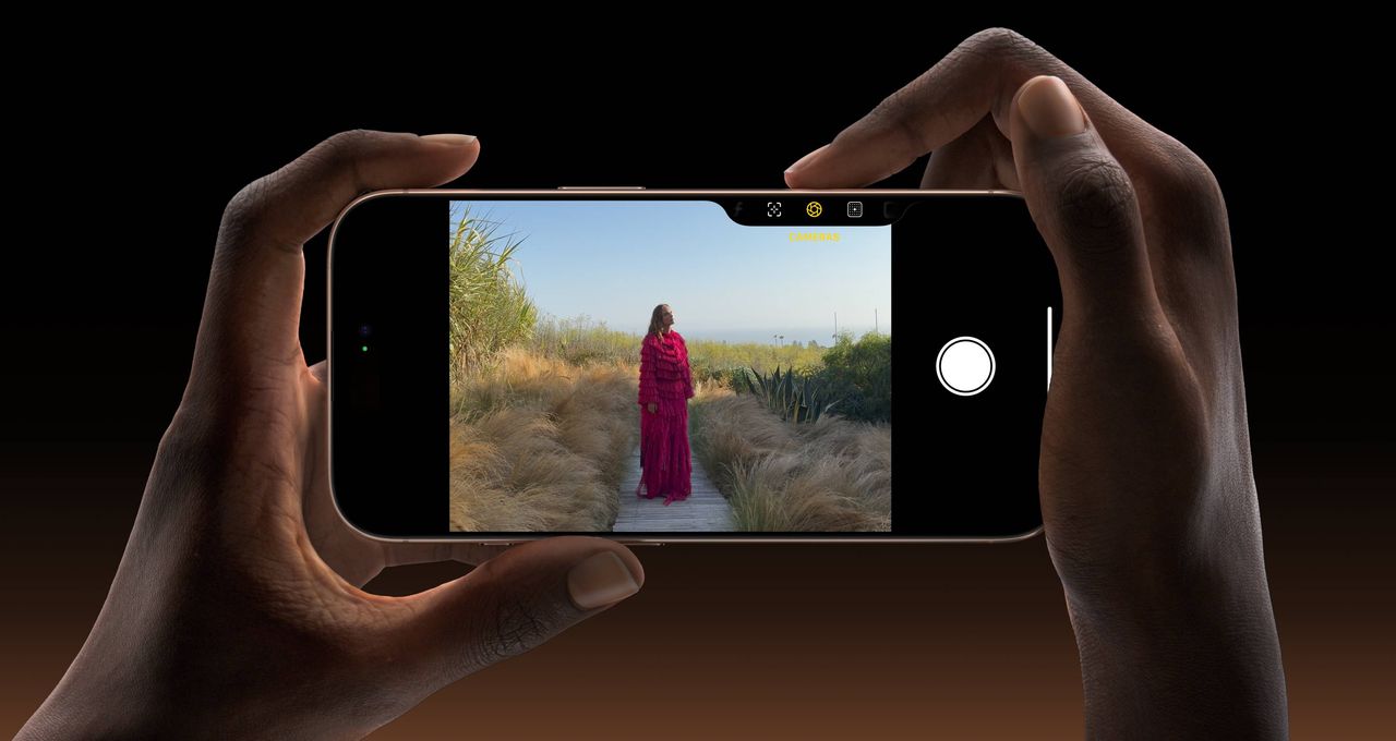 iPhone 上的拍照键：既不快捷，也不方便