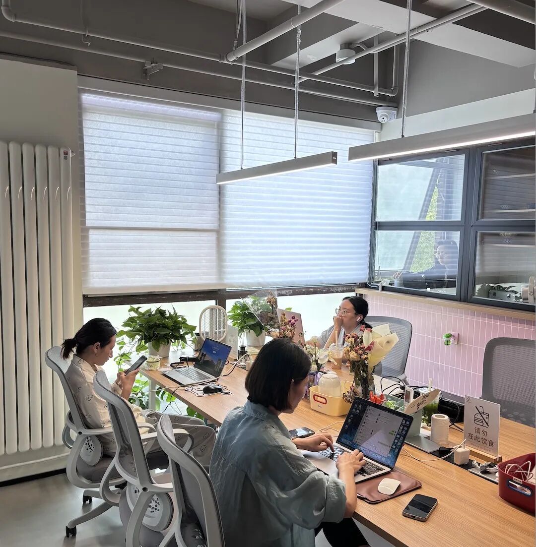 “禁止男人入住”的旅店，月入20万