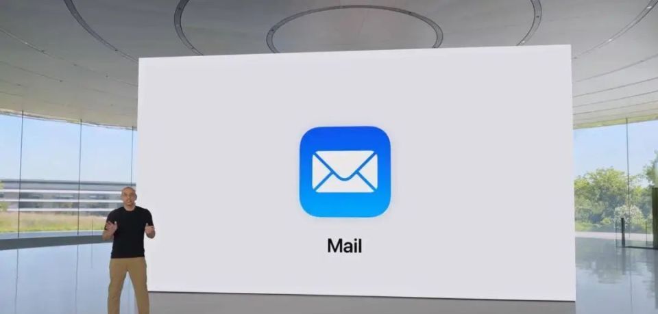 iOS 18 融合 GPT-4o,苹果重新定义 AI ,你的iPhone喜提史诗级更新!