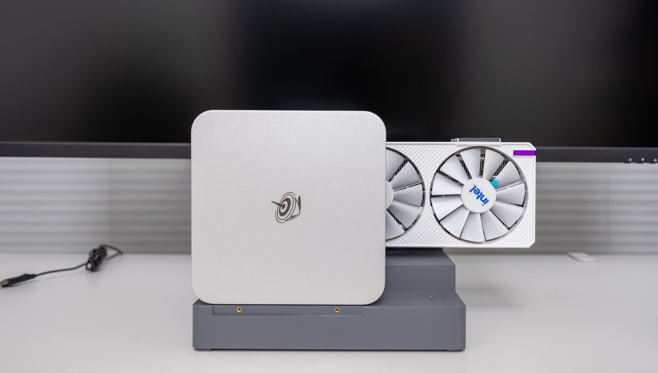 性能全面，游戏畅享！零刻GTI12Ultra迷你主机+EX显卡扩展坞