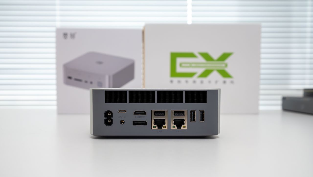 性能全面，游戏畅享！零刻GTI12Ultra迷你主机+EX显卡扩展坞