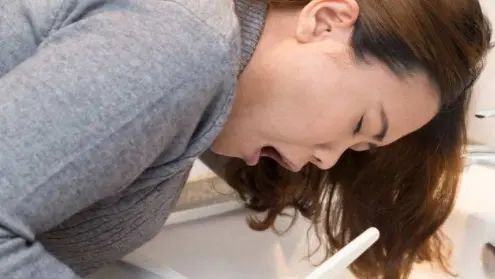 孕期，有人“孕吐”反应大，有人却没事，这和胎儿健康有关系吗？