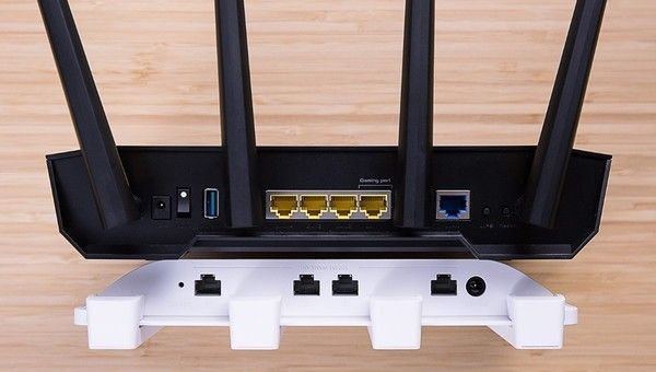荣耀路由3对比华硕AX3000 普通家庭需要“天价”路由吗？