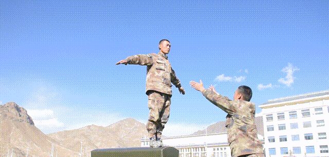 “马”上新技能④ | 掌握分腿纵跃木马的动作要领 实则并不难