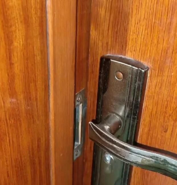 睡觉的时候,卧室门到底要不要关?听内行人说完,瞬间不纠结了