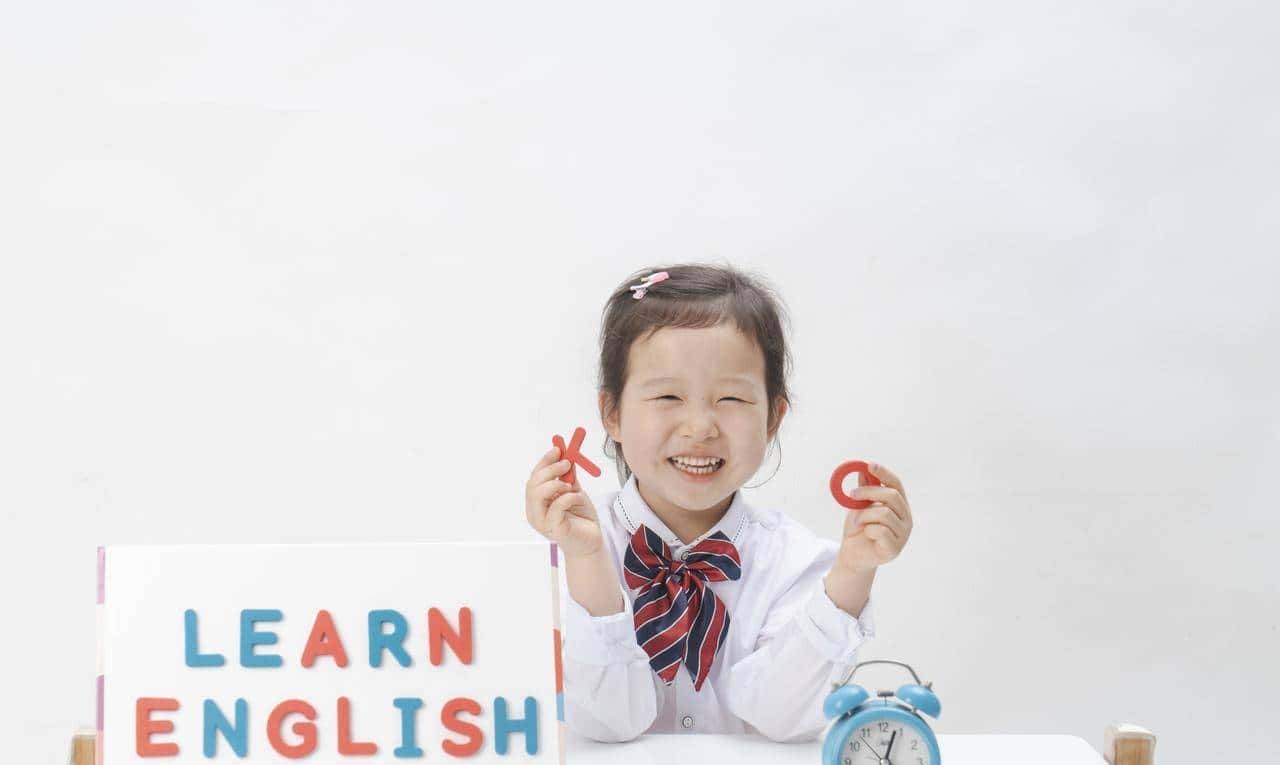 四六级备考救命干货！100 个高频词组 + 15 组易错形似词，直接背